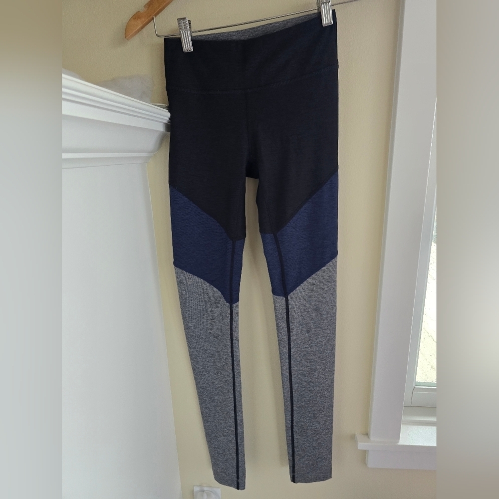 Outdoor Voices, Springs 7/8 Legging, Charcoal/Navy/Gray, Size XS - Picture 3 of 5
